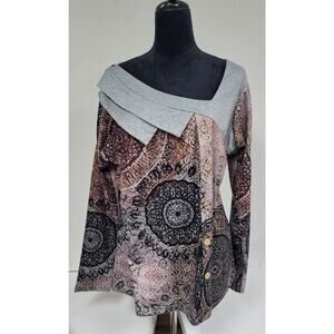 Just Fashion Now Woman's Blouse Long Sleeve Top Multi Colored Geometric  Sz. L